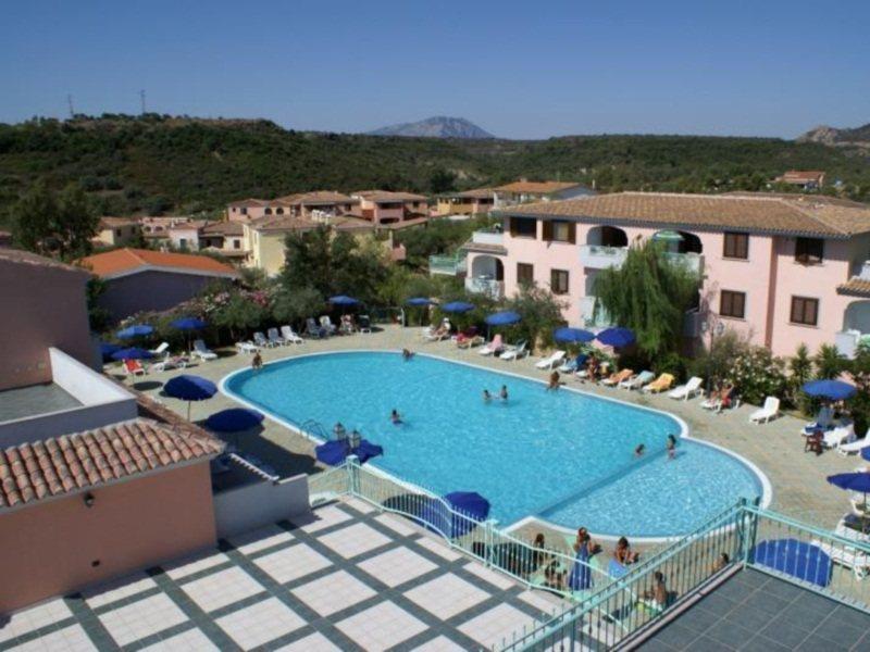 Albergo Residenziale Gli Ontani Cala Liberotto Exterior photo